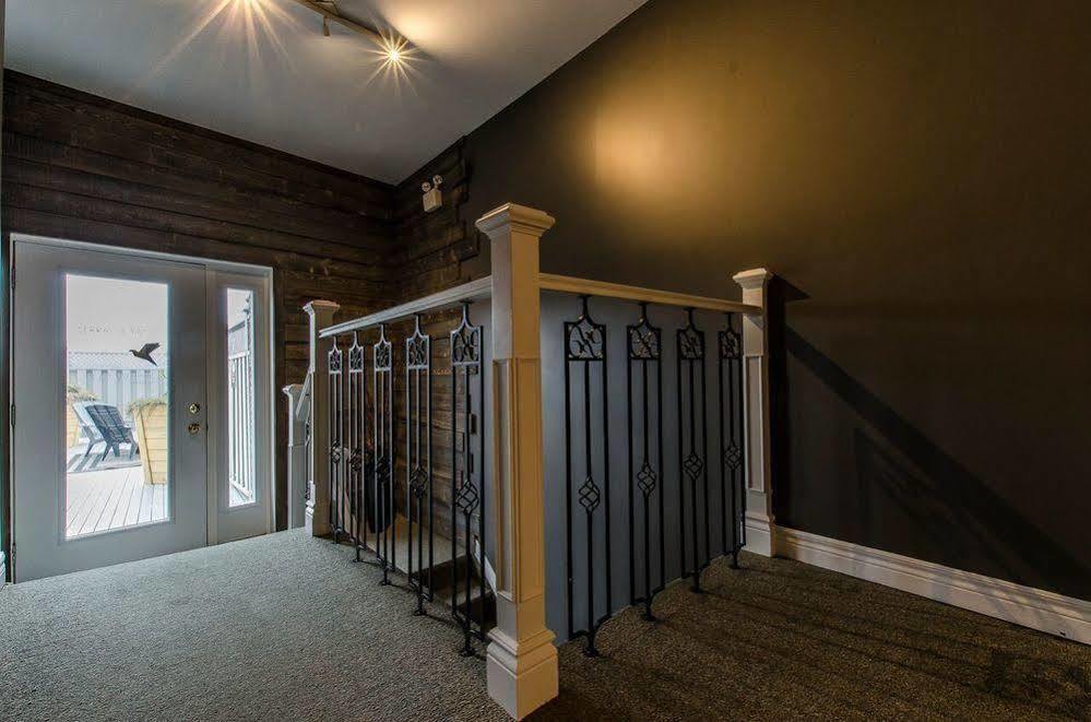 Lester Lofts By Bower Boutique Hotels Монктон Екстер'єр фото